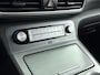 Hyundai Kona Electric EV COMFORT SMART 39 kWh | NAVI | WARMTEPOMP | 3 FASEN | CLIMA | CRUISE | CAMERA | NAVI via APPLE CARPLAY & ANDROID AUTO |