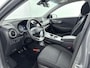 Hyundai Kona Electric EV COMFORT SMART 39 kWh | NAVI | WARMTEPOMP | 3 FASEN | CLIMA | CRUISE | CAMERA | NAVI via APPLE CARPLAY & ANDROID AUTO |
