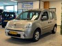 Renault Kangoo Rolstoelauto Automaat Luchtvering 4+1