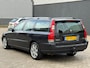 Volvo V70 2.4 Comfort Line AUTOMAAT AIRCO CLIMA TREKHAAK APK