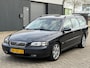 Volvo V70 2.4 Comfort Line AUTOMAAT AIRCO CLIMA TREKHAAK APK