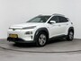 Hyundai Kona Electric EV PREMIUM 64 kWh | 3- FASEN | NAVI | CLIMA | ADAPT. CRUISE | CAMERA | HUD | LEDER | STUUR- & STOELVERWARMING | WARMTEPOMP | PRIVACY GLASS | WLTP 481 KM! |