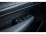 Volvo EX40 Single Motor Plus Europa 70 kWh | Adaptive Cruise Control | BLIS | Harman / Kardon | Stoelverwarming voor & achter | Stuuverwarming | Keyless | Memory | Elektrische Stoelen | Parkeercamera | 20" |