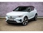 Volvo EX40 Single Motor Plus Europa 70 kWh | Adaptive Cruise Control | BLIS | Harman / Kardon | Stoelverwarming voor & achter | Stuuverwarming | Keyless | Memory | Elektrische Stoelen | Parkeercamera |