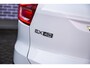Volvo EX40 Single Motor Plus Europa 70 kWh | Adaptive Cruise Control | BLIS | Harman / Kardon | Stoelverwarming voor & achter | Stuuverwarming | Keyless | Memory | Elektrische Stoelen | Parkeercamera | 20" |