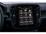 Volvo EX40 Single Motor Plus Europa 70 kWh | Adaptive Cruise Control | BLIS | Harman / Kardon | Stoelverwarming voor & achter | Stuuverwarming | Keyless | Memory | Elektrische Stoelen | Parkeercamera | 20" |