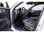 Volvo EX40 Single Motor Plus Europa 70 kWh | Adaptive Cruise Control | BLIS | Harman / Kardon | Stoelverwarming voor & achter | Stuuverwarming | Keyless | Memory | Elektrische Stoelen | Parkeercamera | 20" |