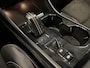 Volvo XC40 2.0 T4 R-Design I Trekhaak I Leder I Elek. Stoelen I Camera