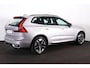 Volvo XC60 T6 Recharge AWD Ultra Dark - Panorama/schuifdak - IntelliSafe Assist & Surround - 360º Camera - Harman/Kardon audio - Adaptieve LED koplampen - Verwarmde voorstoelen, stuur & achterbank - Parkeersensoren voor & achter - Elektr. bedienb. voorstoelen met geheugen - Head up display - Draadloze tel. lader - Elektr. inklapbare trekhaak - 20' LMV