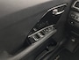 Kia Niro Hybrid 1.6 GDi ExecutiveLine Eco-Hybrid (INCL-BTW) Aut. *LEATHER-FABRIC | NAVI-FULLMAP | KEYLESS | CAMERA | COMFORTSEATS | DIGI-COCKPIT | LANE-ASSIST | ECC | CARPLAY | PDC | TOWBAR | 16''ALU*