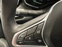 Renault Clio 1.0 TCe Intens | Android/Apple Carplay | LM Velgen 16" | PDC Achter | Cruise Control | Kunstleder/Stoffen Bekleding | Airco |