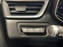 Renault Clio 1.0 TCe Intens | Android/Apple Carplay | LM Velgen 16" | PDC Achter | Cruise Control | Kunstleder/Stoffen Bekleding | Airco |