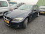 BMW 3-Serie Touring 318i Business Line lees advertentie