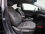 Hyundai Ioniq Premium EV 38 kWh |Climate Control / ECC | Licht metalen velgen 16 inch | Cruise control |Navigatie | Lederen bekleding zwart | Elektrisch verst. stoelen | Stoelverwarming | LED koplampen | Park Distance Control voor en achter | Achteruitrijcamera |