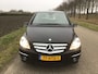 Mercedes-Benz 200-Serie 
