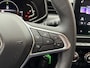 Renault Clio 1.6 E-Tech Hybrid 140 Zen | Apple Carplay & Android Auto | LED | DAB | Parkeersensoren | Cruise Control | Airco | Lichtmetaal |