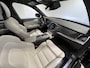 Volvo XC90 2.0 T8 Recharge AWD R-Design | Navigatie/Android/Apple Carplay | LM Velgen 22" | Luchtvering | Voorstoelen/Achterbank Verwarmd | Cruise Control Adaptief | Airco |