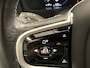 Volvo XC90 2.0 T8 Recharge AWD R-Design | Navigatie/Android/Apple Carplay | LM Velgen 22" | Luchtvering | Voorstoelen/Achterbank Verwarmd | Cruise Control Adaptief | Airco |