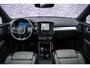 Volvo XC40 2.0 B4 Plus Dark | Trekhaak | Adaptive Cruise Control | Dode hoek detectie BLIS | Harman Kardon audio | Elektrische stoelverstelling | Stoel- en stuurverwarming | Verwarmde Voorruit |