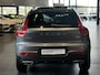 Volvo XC40 2.0 T4 Inscription | R-Design | Premium Audio by Harman Kardon | Visual Park 360 Graden | Elektrisch bedienbaar glazen panoramisch schuif-/kanteldak | 12 Maanden BOVAG Garantie |