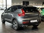 Volvo XC40 2.0 T4 Inscription | R-Design | Premium Audio by Harman Kardon | Visual Park 360 Graden | Elektrisch bedienbaar glazen panoramisch schuif-/kanteldak | 12 Maanden BOVAG Garantie |