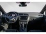 Volkswagen Tiguan 1.4 TSI Highl R-line Pano | Trekhaak | Stoelverwarming |