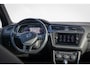 Volkswagen Tiguan 1.4 TSI Highl R-line Pano | Trekhaak | Stoelverwarming |