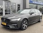 Volvo V90 2.0 B4 Inscription | Panoramadak | Adaptive cruise control | Keyless | Navigatie | info Jeroen van Erp: 0492-588980