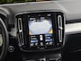 Volvo XC40 2.0 T5 AWD Intro Edition | Trekhaak | 360 Camera | Harman/Kardon | Panoramadak | Memory | Pilot Assist