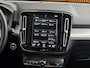 Volvo XC40 2.0 T5 AWD Intro Edition | Trekhaak | 360 Camera | Harman/Kardon | Panoramadak | Memory | Pilot Assist