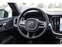 Volvo V60 2.0 T6 Plug-in Hybrid AWD 350 PK Ultimate Dark Long Range, Panoramadak, Trekhaak, H/K Sound, Adap. Cruise Control