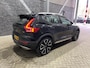 Volvo XC40 T3 Momentum | Trekhaak | Camera | Keyless | Stoel+Voorruitverwarming | 21 Inch