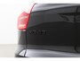 Volvo XC40 B3 Ultra Black Edition | Panoramadak | ACC | Trekhaak | 360° Camera | Stoel+Stuurverwarming