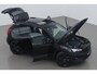 Volvo XC40 B3 Ultra Black Edition | Panoramadak | ACC | Trekhaak | 360° Camera | Stoel+Stuurverwarming