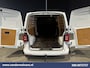 Volkswagen Transporter 2.0 TDI L2H1 Euro6 Airco | Camera | Apple Carplay | Trekhaak | Cruisecontrol Android Auto, Bijrijdersbank