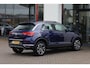 Volkswagen T-Roc 1.5 TSI United 110KW/150PK DSG, trekhaak, keyless entry, digital cockpit pro, bi colour LMV, carplay (navigatie)