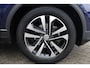 Volkswagen T-Roc 1.5 TSI United 110KW/150PK DSG, trekhaak, keyless entry, digital cockpit pro, bi colour LMV, carplay (navigatie)