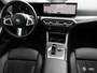 BMW 3-Serie 330E M SPORT / SKYSCRAPER / AMBIENTE / CARPLAY / 18"