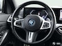 BMW 3-Serie 330E M SPORT / SKYSCRAPER / AMBIENTE / CARPLAY / 18"