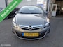 Opel Corsa 1.4-16V Design Ed/AUTOMAAT/Airco/Stoelverw/ Stuurverw/Cruise control/Navigatie