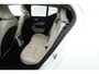 Volvo XC40 1.5 T4 Plug-in hybrid Ultimate Dark | Pano | Dig. Cockpit | Nav+CarPlay | Stuur+Stoelverw. | Harman/Kardon | Leder | Camera*+PDC | Elek. Klep | Led | 20'' v