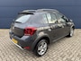 Dacia Sandero Stepway 90pk | WINTERSALE | Navigatie | Parkeercamera | Cruise control | Parkeersensoren | Airco | All-season banden |