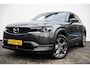 Mazda MX-30 e-SkyActiv 145 Luxury 36 kWh Schuifdak/ Bose/ Stoel-stuurverwarming/ Dab/ Camera/ Carplay/ Navigatie/ Head-up/ Blindspot