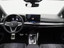 Volkswagen Golf R-Line Edition 1.5 eTSI 150 PK Automaat | Trekhaak | Panorama dak | Harman/Kardon | Black Style | Head-up display |