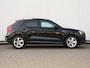Audi Q2 S edition 35 TFSI | 150 PK 7 versn. | Panorama dak | Optiek zwart | Assistentiepakket parking |