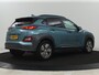 Hyundai Kona Electric EV Premium 64 kWh | SOH 95% | Stoelventilatie | Leder | Head-Up | Warmtepomp | Camera | Achterbankverwarming | Carplay | Navigatie | Adaptive cruise | Keyless | Parkeerhulp