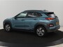 Hyundai Kona Electric EV Premium 64 kWh | SOH 95% | Stoelventilatie | Leder | Head-Up | Warmtepomp | Camera | Achterbankverwarming | Carplay | Navigatie | Adaptive cruise | Keyless | Parkeerhulp