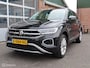 Volkswagen T-Roc 1.5 TSI Life Business|Virtueel Cockpit|Stoelverwarming|Parkeersensoren V/A|Adapt Cruise|Lane assist.