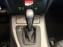 BMW 3-Serie 320i AUTOMAAT/CRUISE CONTROL/STOELVERWARMING/KANTEL/SCHUIFDAK/PARKEERSENSOREN V&A/CLIMA AIRCO/NAVIGATIE/LM-VELGEN