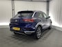 Volkswagen T-Roc 1.5 TSI Sport Automaat | Apple CarPlay | Trekhaak | Navi | Sportstuur | Camera |